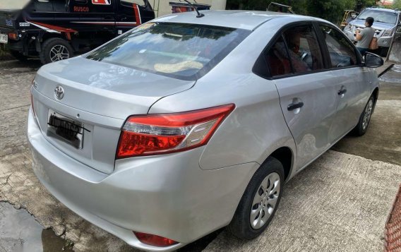 Selling SIlver Toyota Vios 2016 in Manila-5