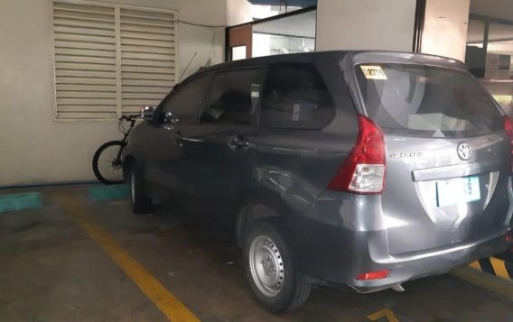 Grey Toyota Avanza 2015 for sale in Mandaluyong City