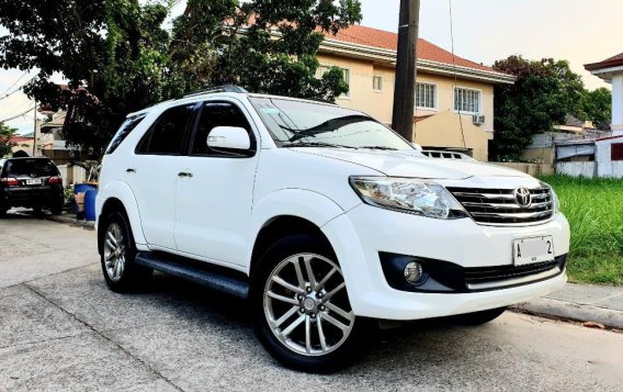 Sell White Toyota Fortuner in Manila-1