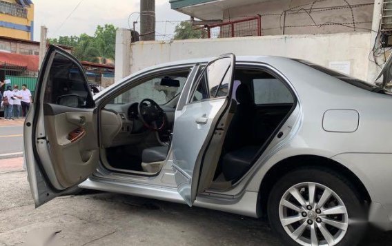 Selling Silver Toyota Corolla in Manila-2