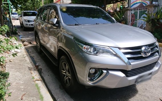 Selling Silver Toyota Fortuner in Taytay-3