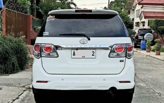 Sell White Toyota Fortuner in Manila-3