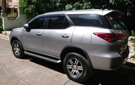 Selling Silver Toyota Fortuner in Taytay-4