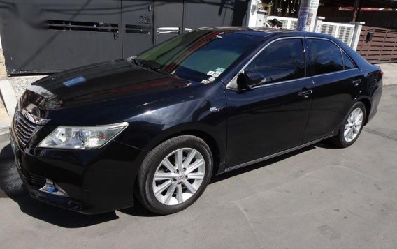 Sell Black Toyota Camry in Makati-1