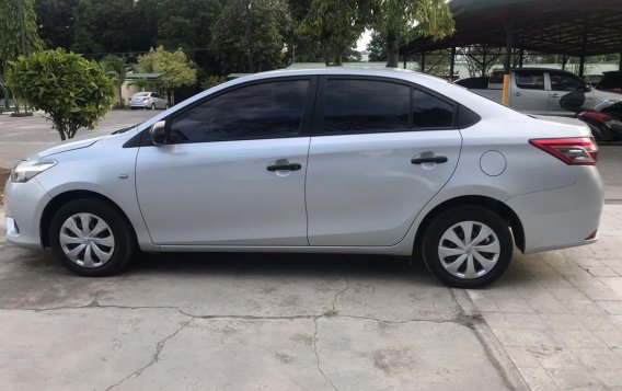 Selling Silver Toyota Vios in Manila-2