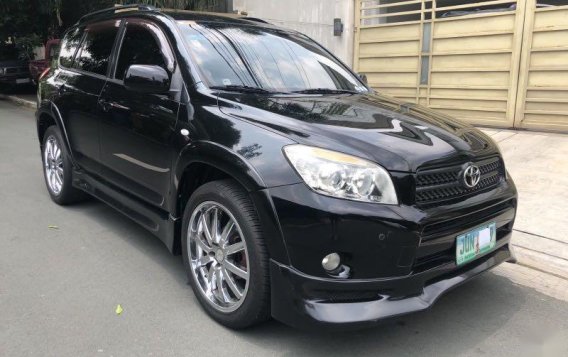 Selling Black Toyota Rav4 in Manila-7