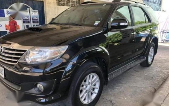 Selling Black Toyota Fortuner in Bacoor-1