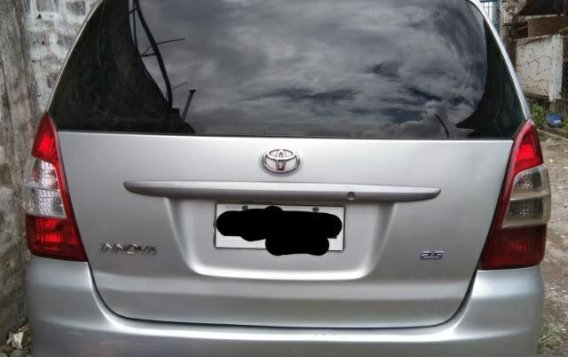 Selling Silver Toyota Innova for sale in Manila