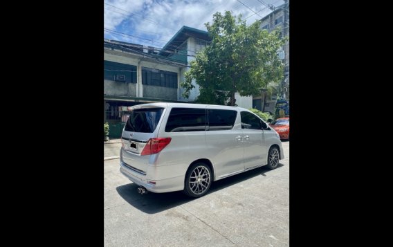 Silver Toyota Alphard 2014 for sale in Quezon City-6