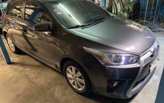 Sell Grey 2015 Toyota Yaris in Marikina-2