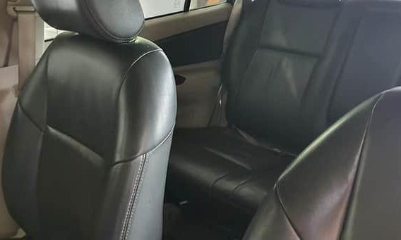 Black Toyota Innova for sale in Quezon city-7