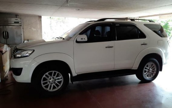 White Toyota Fortuner for sale in Makita city-1