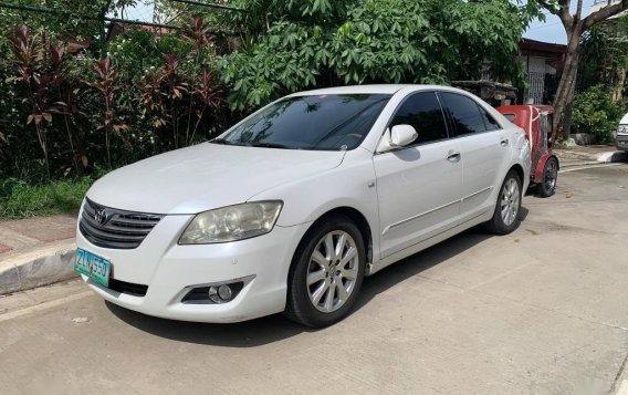 Selling Pearl White Toyota Camry in Marikina-6