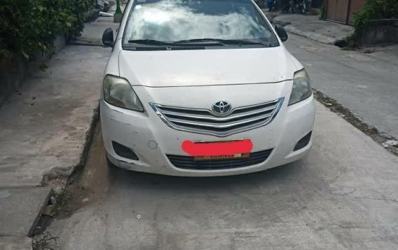 Sell White Toyota Vios in Manila