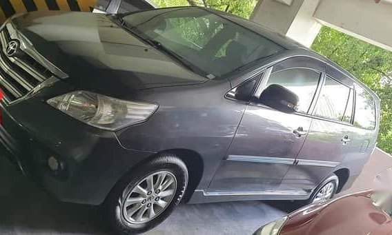 Black Toyota Innova for sale in Quezon city-8