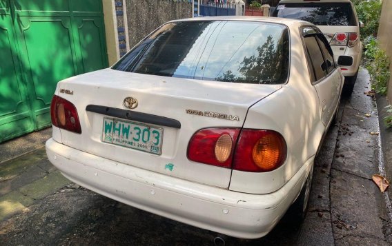 Selling Silver Toyota Corolla for sale in Quezon-3