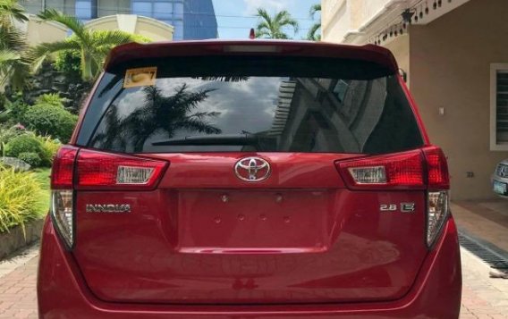 Selling Red Toyota Innova 2018 for sale in Manila-4
