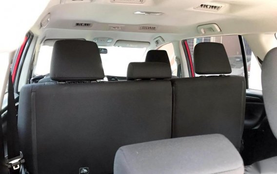 Selling Red Toyota Innova 2018 for sale in Manila-7