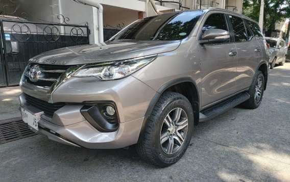 Selling Grey Toyota Fortuner 2017 in Manila