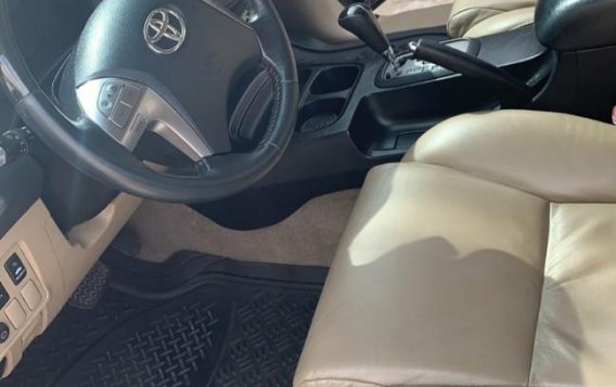 Selling Black Toyota Fortuner in Quezon City-4