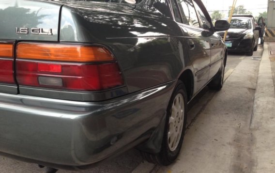 Sell Grey Toyota Corolla in Manila-8