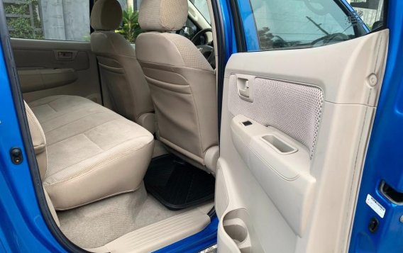 Sell Blue 2006 Toyota Hilux in Parañaque-8