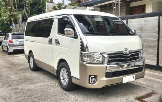 Pearl White Toyota Grandia for sale in Quezon City-1