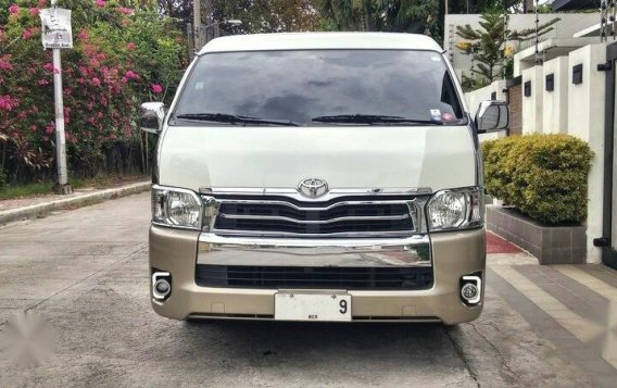 Pearl White Toyota Grandia for sale in Quezon City-2