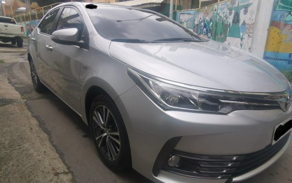 Selling Silver Toyota Corolla altis in Quezon City-2