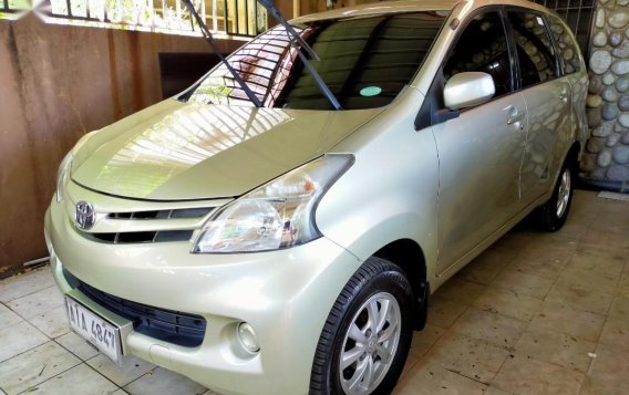 Gold Toyota Avanza for sale in Pasig-2