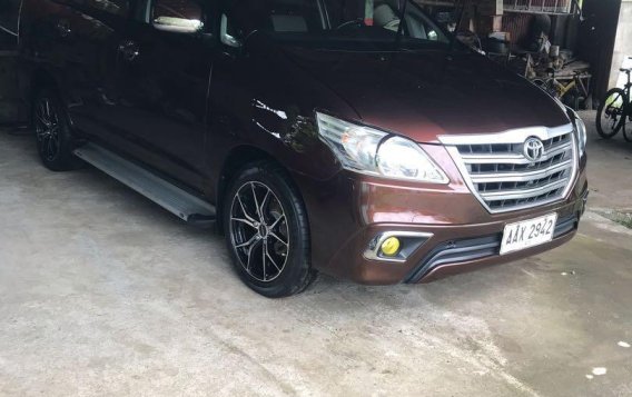 Sell Brown Toyota Innova in Lipa