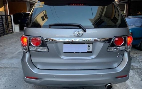 Grey Toyota Fortuner for sale in Mandaluyong City-5