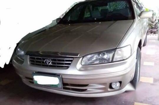 Sell Silver Toyota Camry in Pateros-1