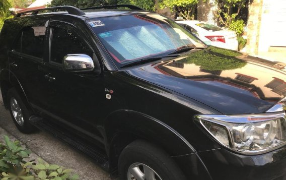 Sell Black Toyota Fortuner in Parañaque-3