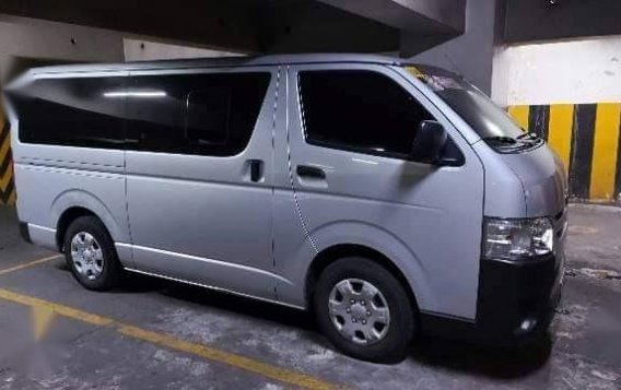 Silver Toyota Hiace for sale in Ortigas Center-3