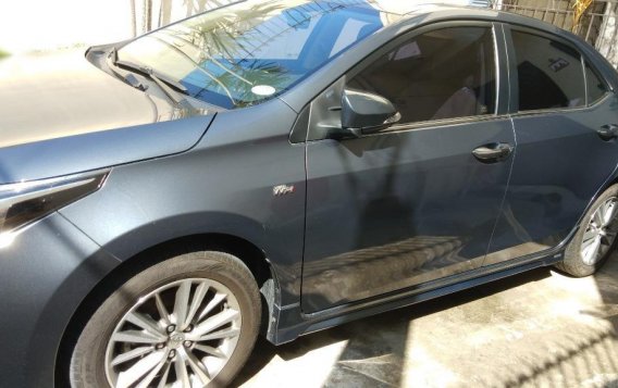 Sell Blue Toyota Corolla altis in Manila-2