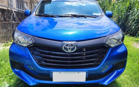 Blue Toyota Avanza for sale in Pasig-1