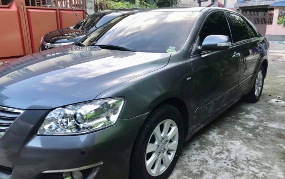 Grey Toyota Camry for sale in Quezon City-3