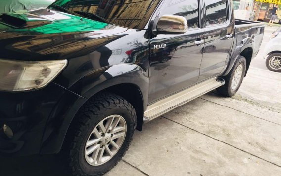 Sell Black Toyota Hilux in Caloocan-6