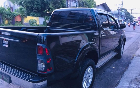 Sell Black Toyota Hilux in Caloocan-3