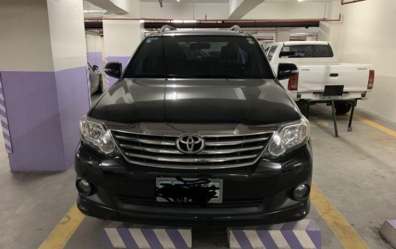 Sell Black Toyota Fortuner in Manila