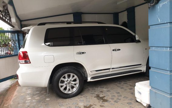 Pearl White Toyota Land Cruiser for sale in Marikina-2