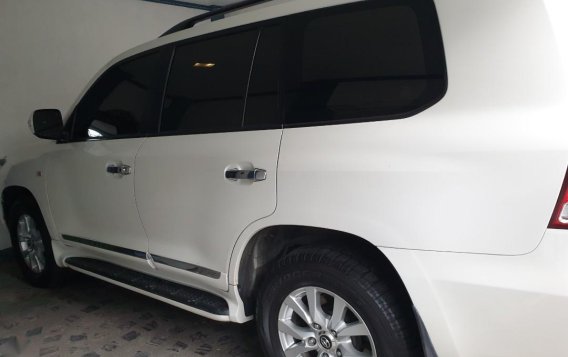 Pearl White Toyota Land Cruiser for sale in Marikina-2