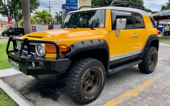 Sell Yellow Toyota Fj Cruiser in Manila-7