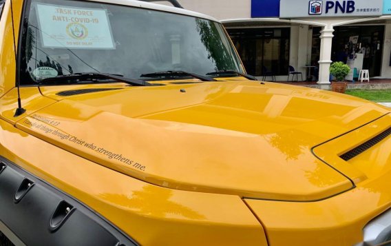 Sell Yellow Toyota Fj Cruiser in Manila-8