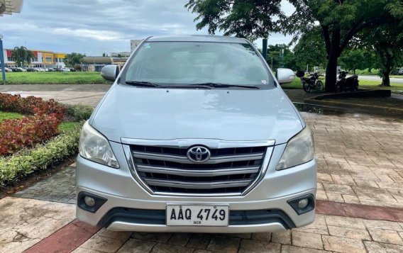 Sell Silver 2014 Toyota Innova in Subic-3
