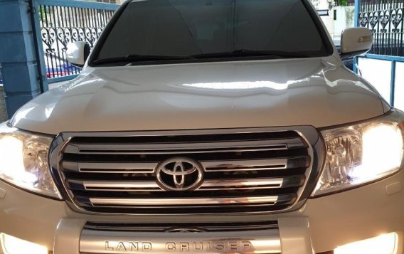 Pearl White Toyota Land Cruiser for sale in Marikina-5