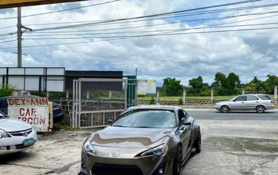 Grey Toyota 86 for sale in San Pedro