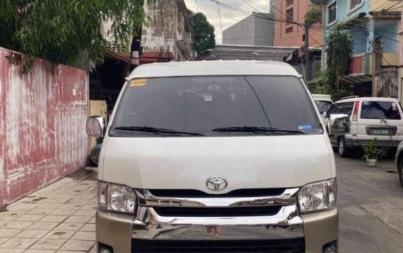 White Toyota Hiace 2017 for sale in San Juan City-9