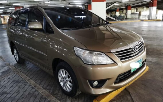 Selling Brown Toyota Innova in Marikina